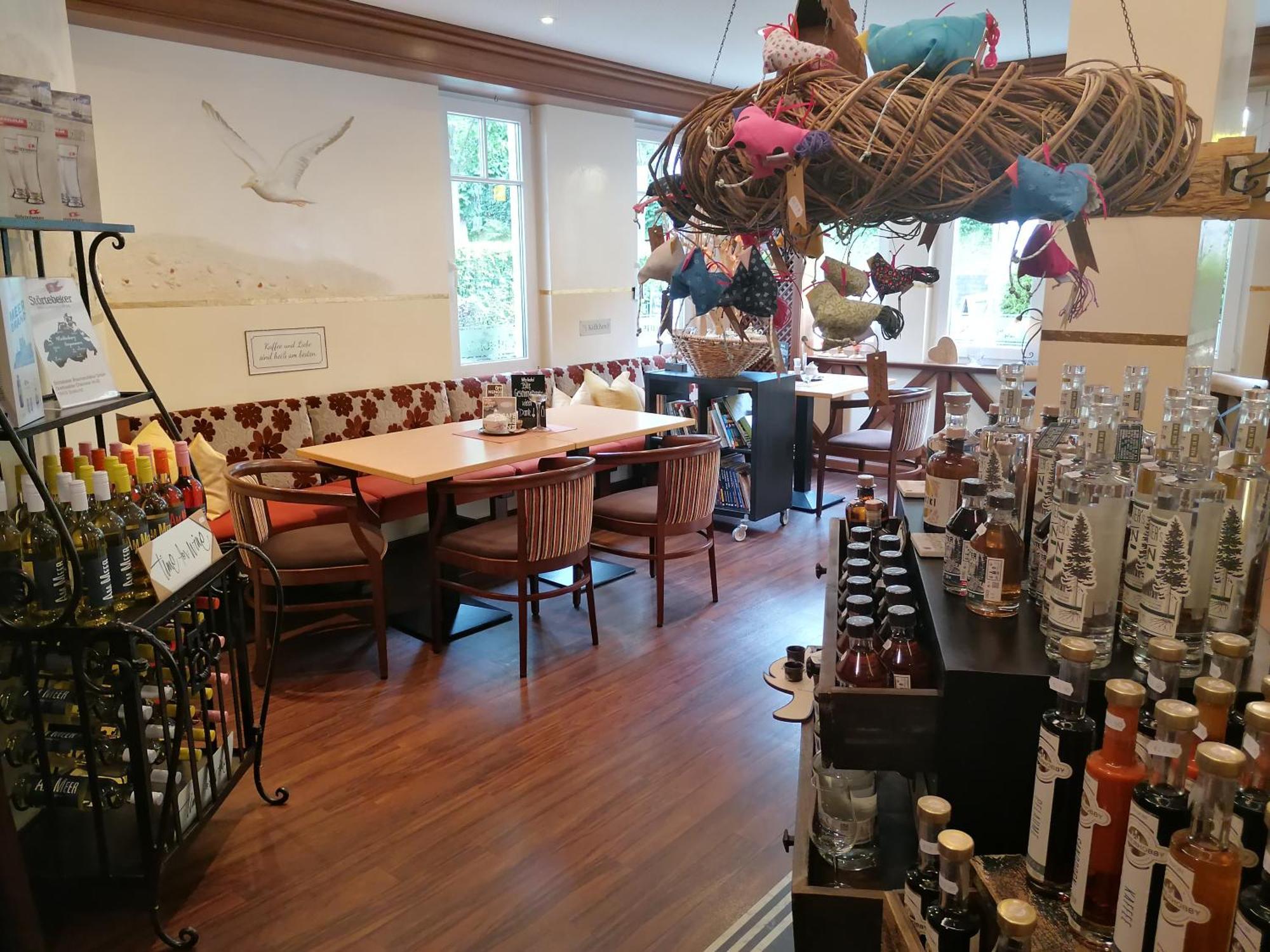 Pension Sanddorn Mit Cafe Carlssons Binz Buitenkant foto